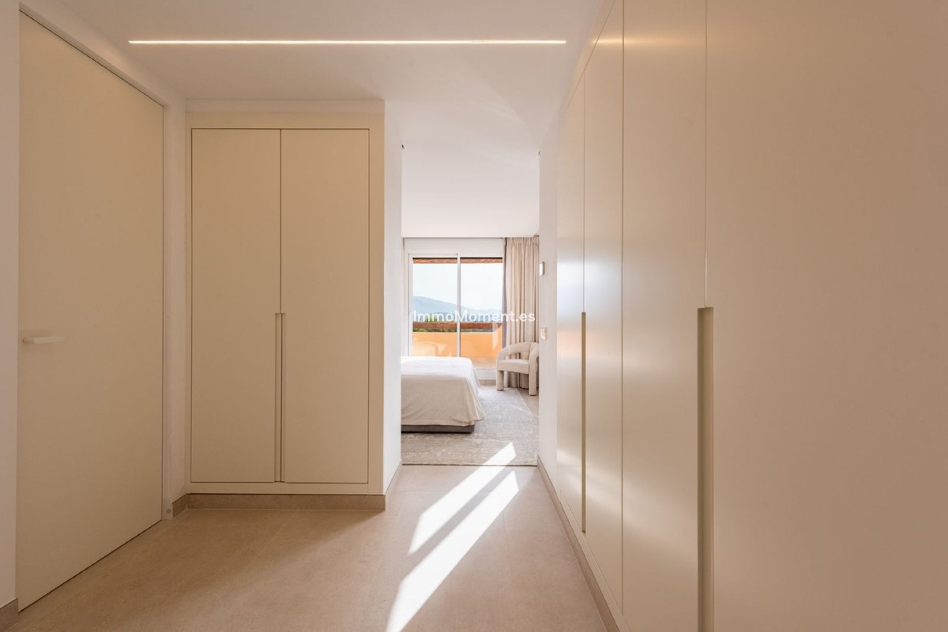 Resale - Apartment - Estepona - Atalaya
