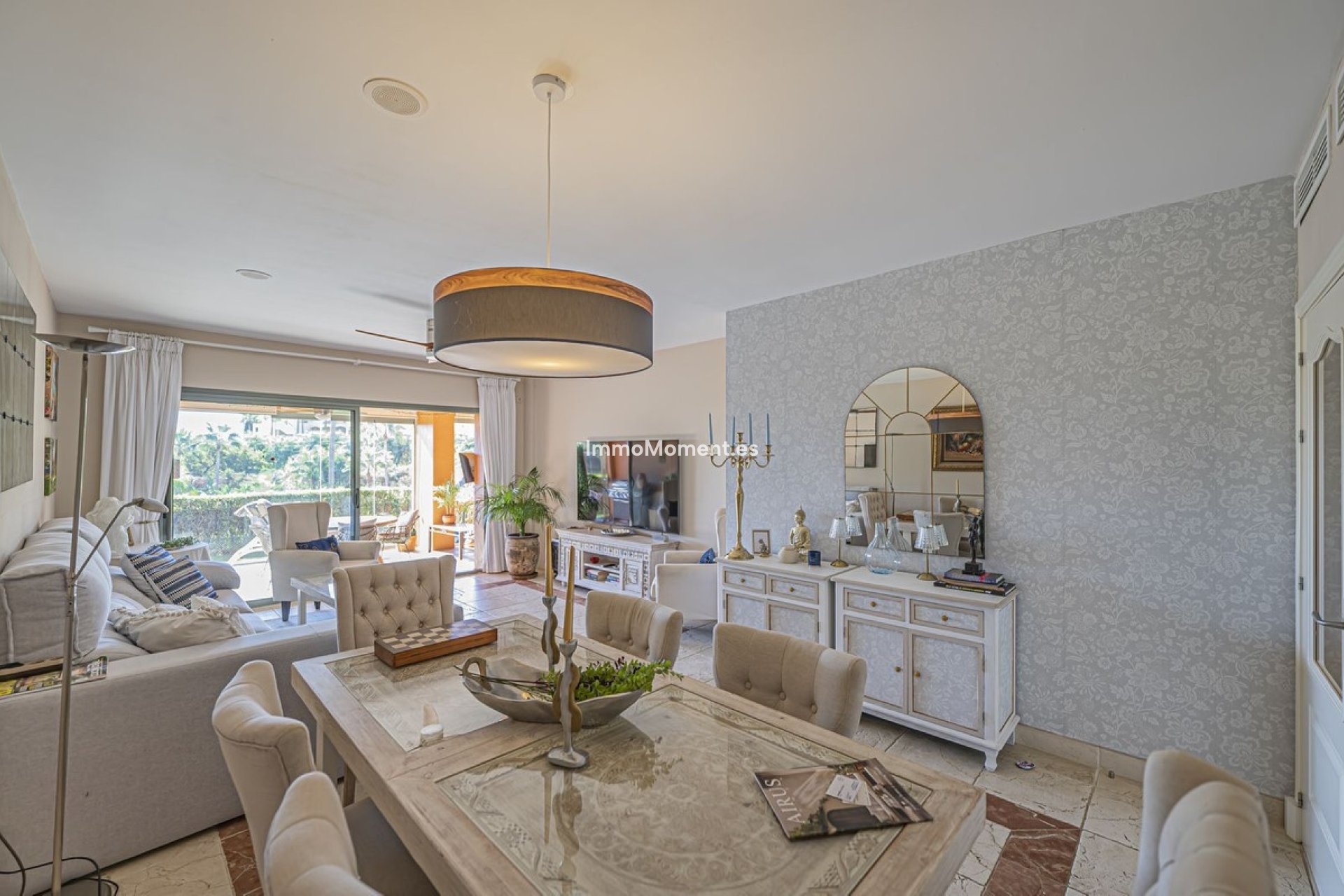 Resale - Apartment - Estepona - Atalaya