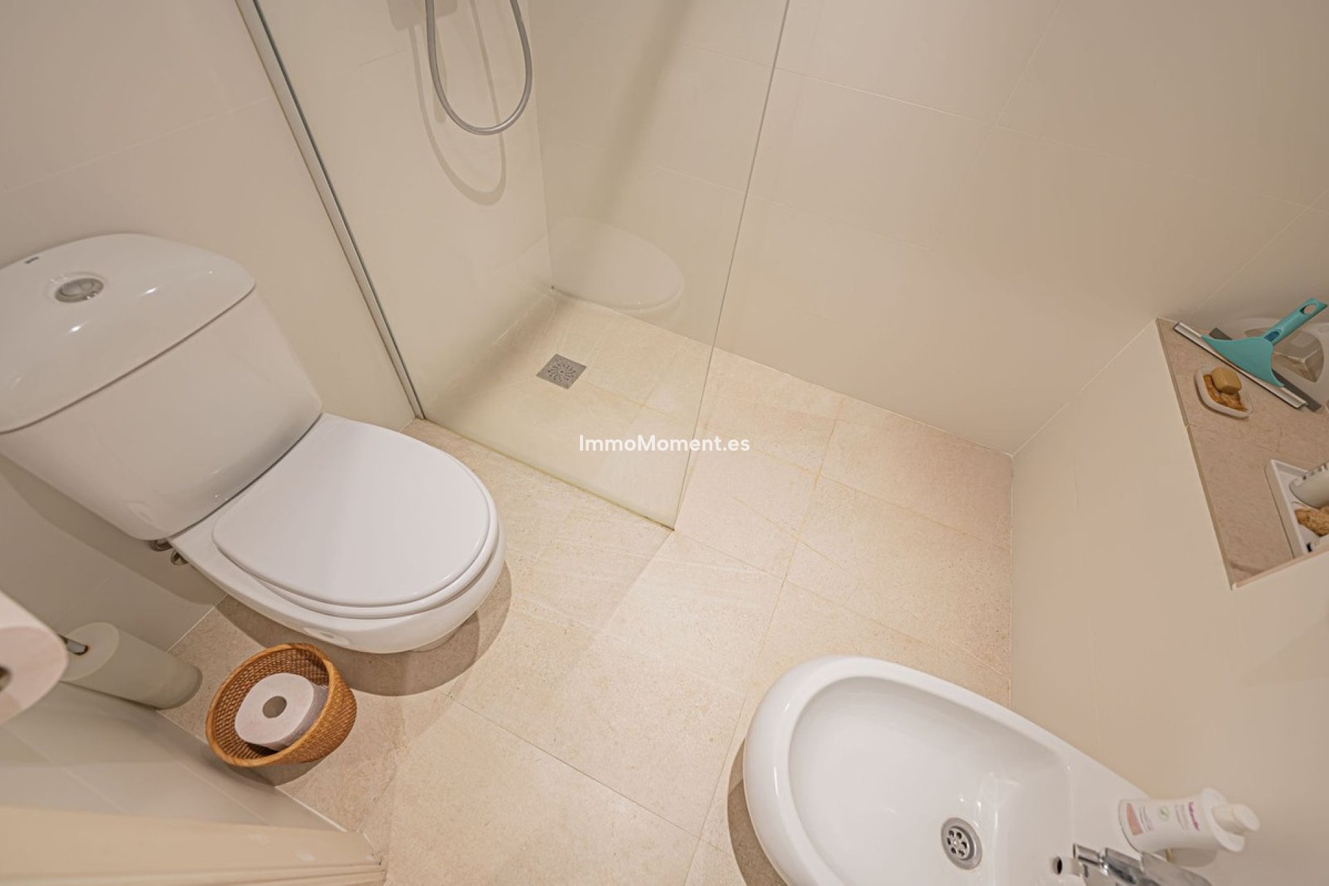 Resale - Apartment - Estepona - Atalaya