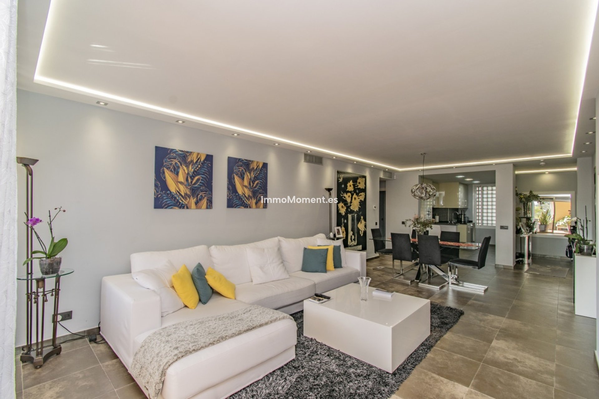 Resale - Apartment - Estepona - Atalaya