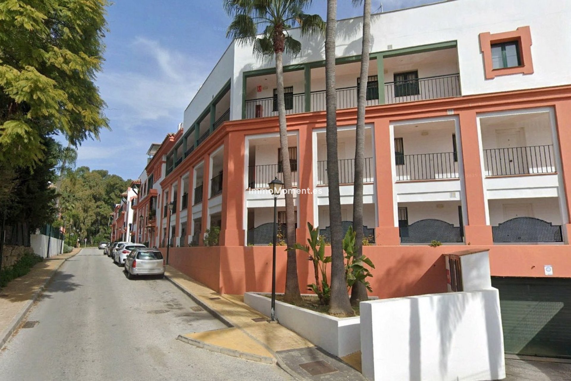 Resale - Apartment - Estepona - Atalaya