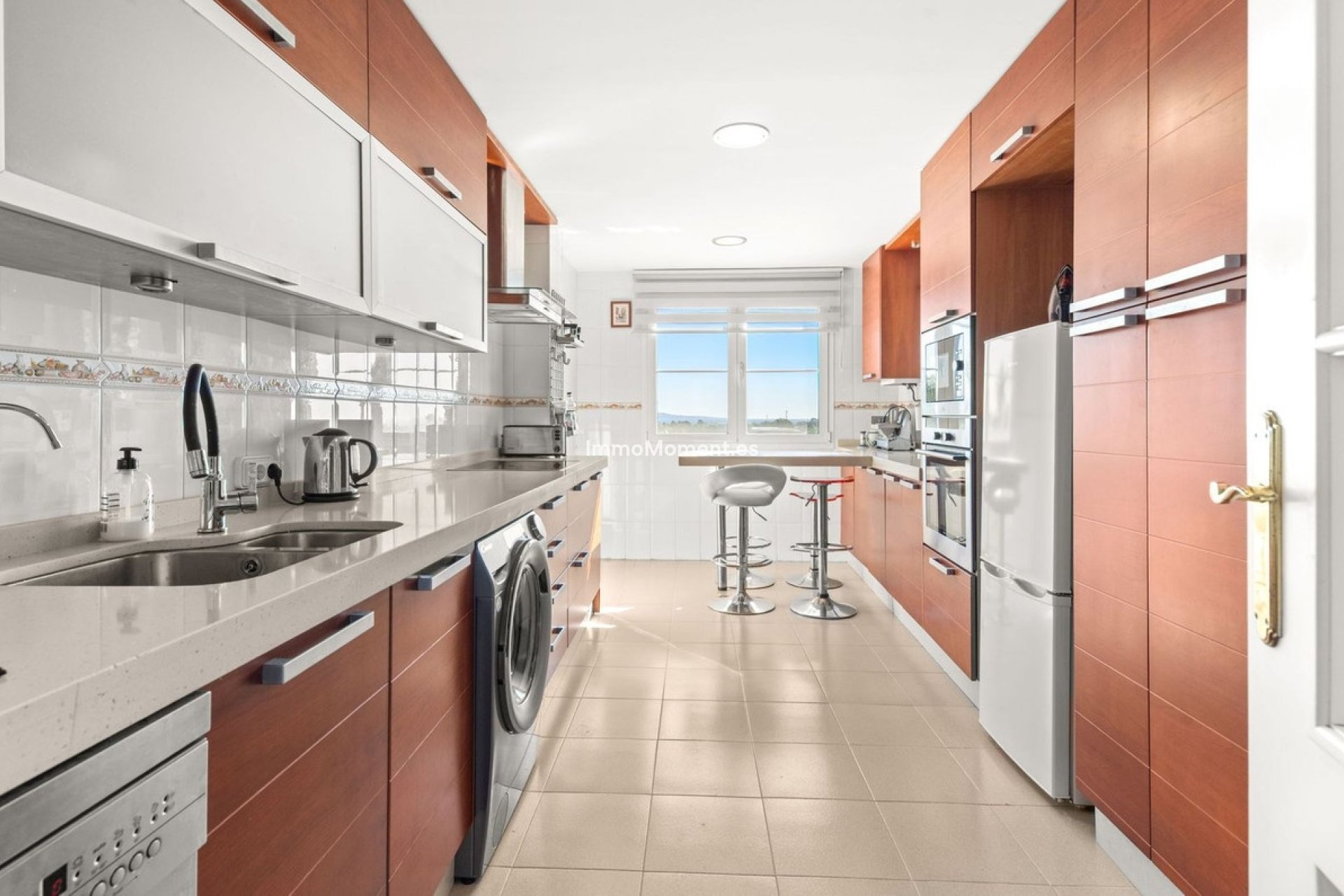 Resale - Apartment - Estepona - Atalaya