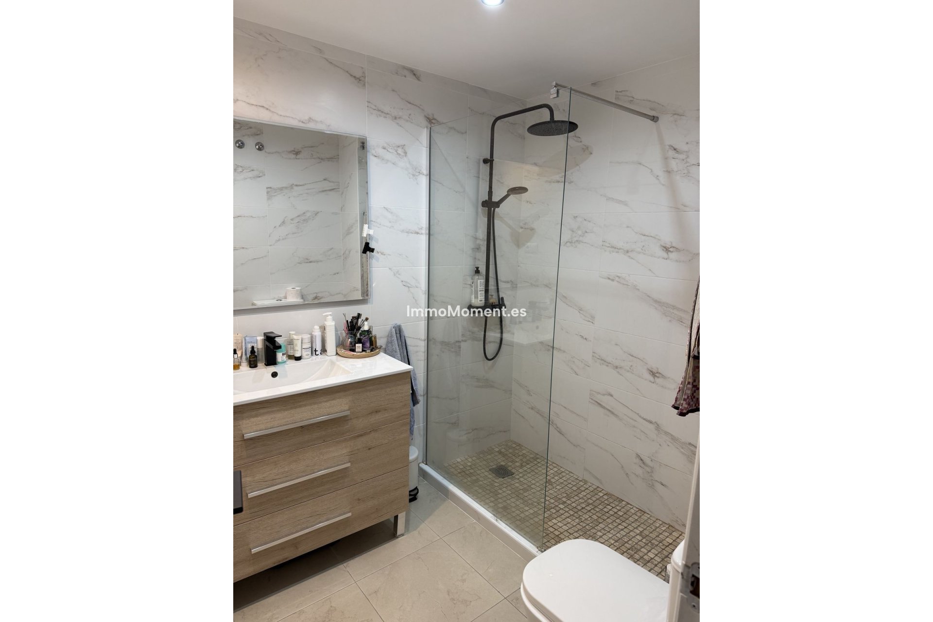 Resale - Apartment - Estepona - Atalaya