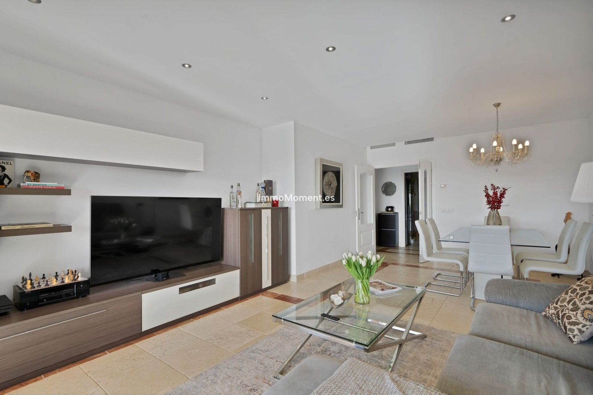 Resale - Apartment - Estepona - Atalaya