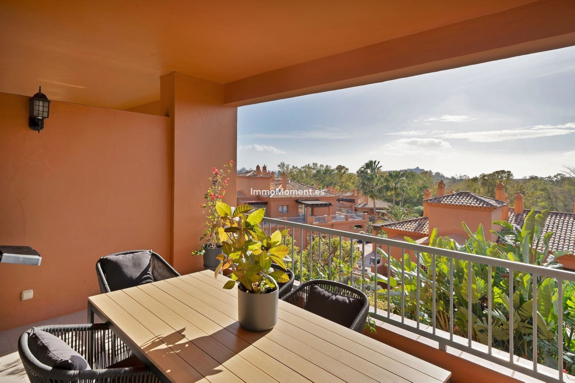 Resale - Apartment - Estepona - Atalaya