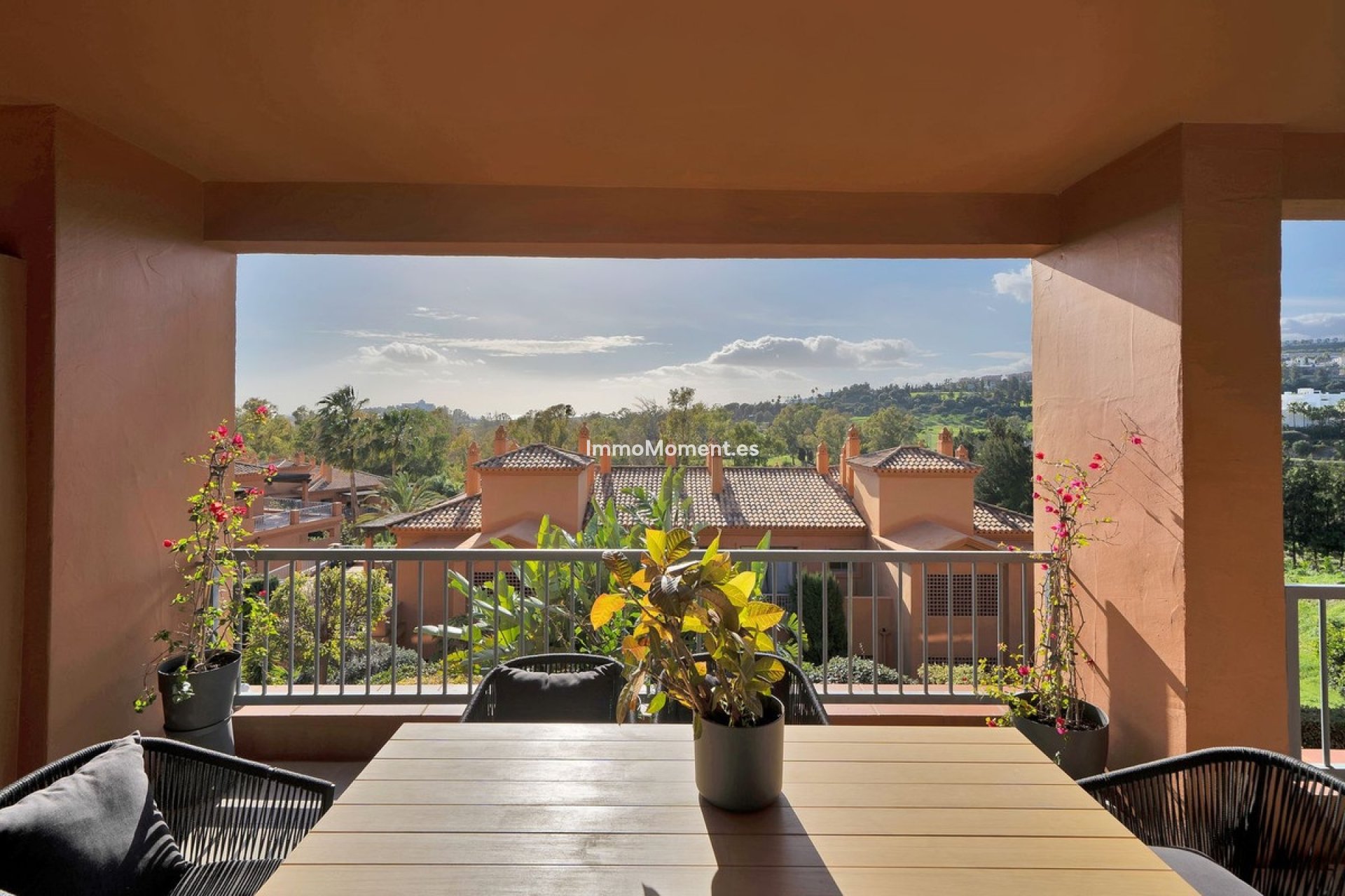 Resale - Apartment - Estepona - Atalaya