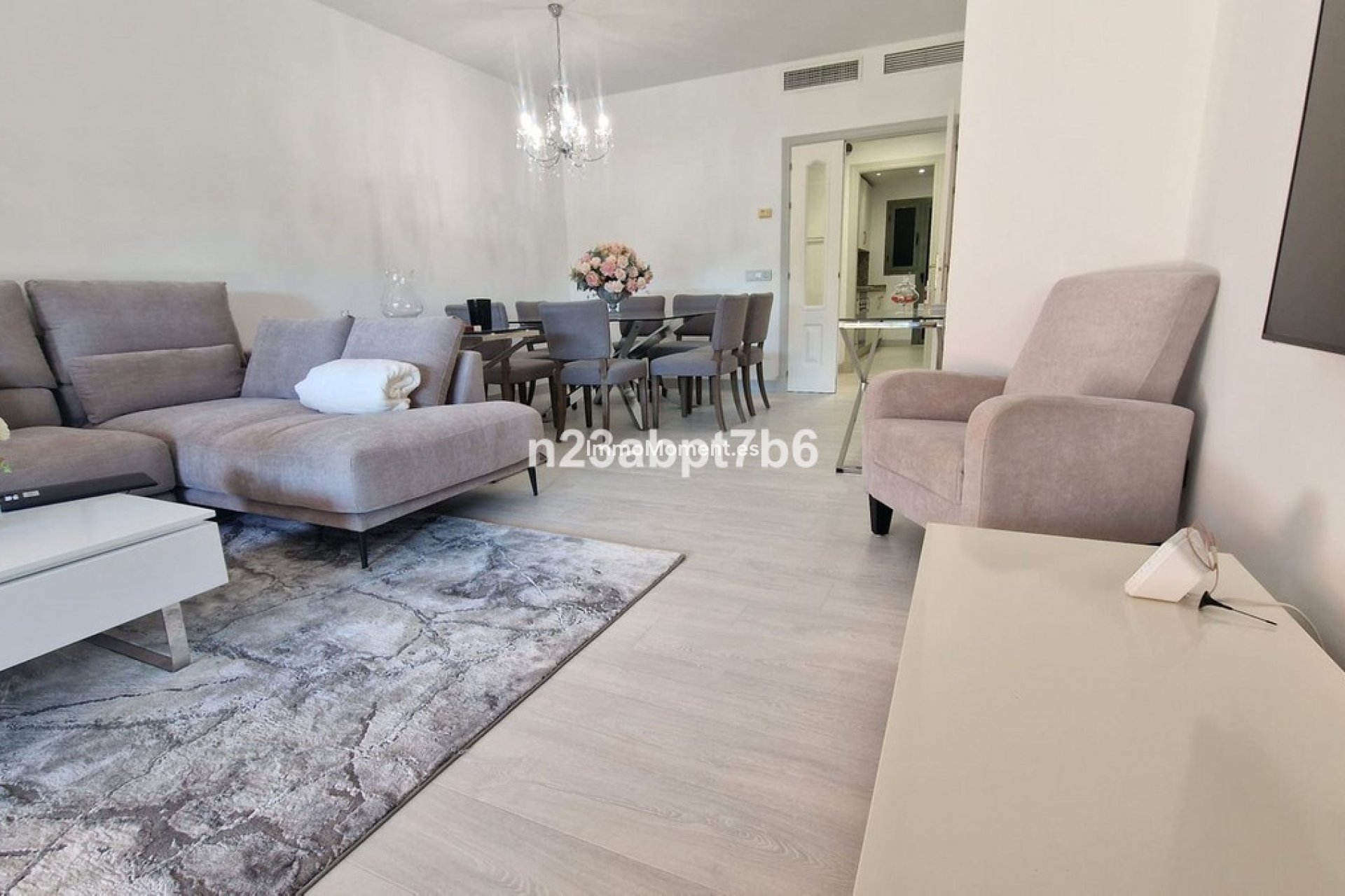 Resale - Apartment - Estepona - Atalaya