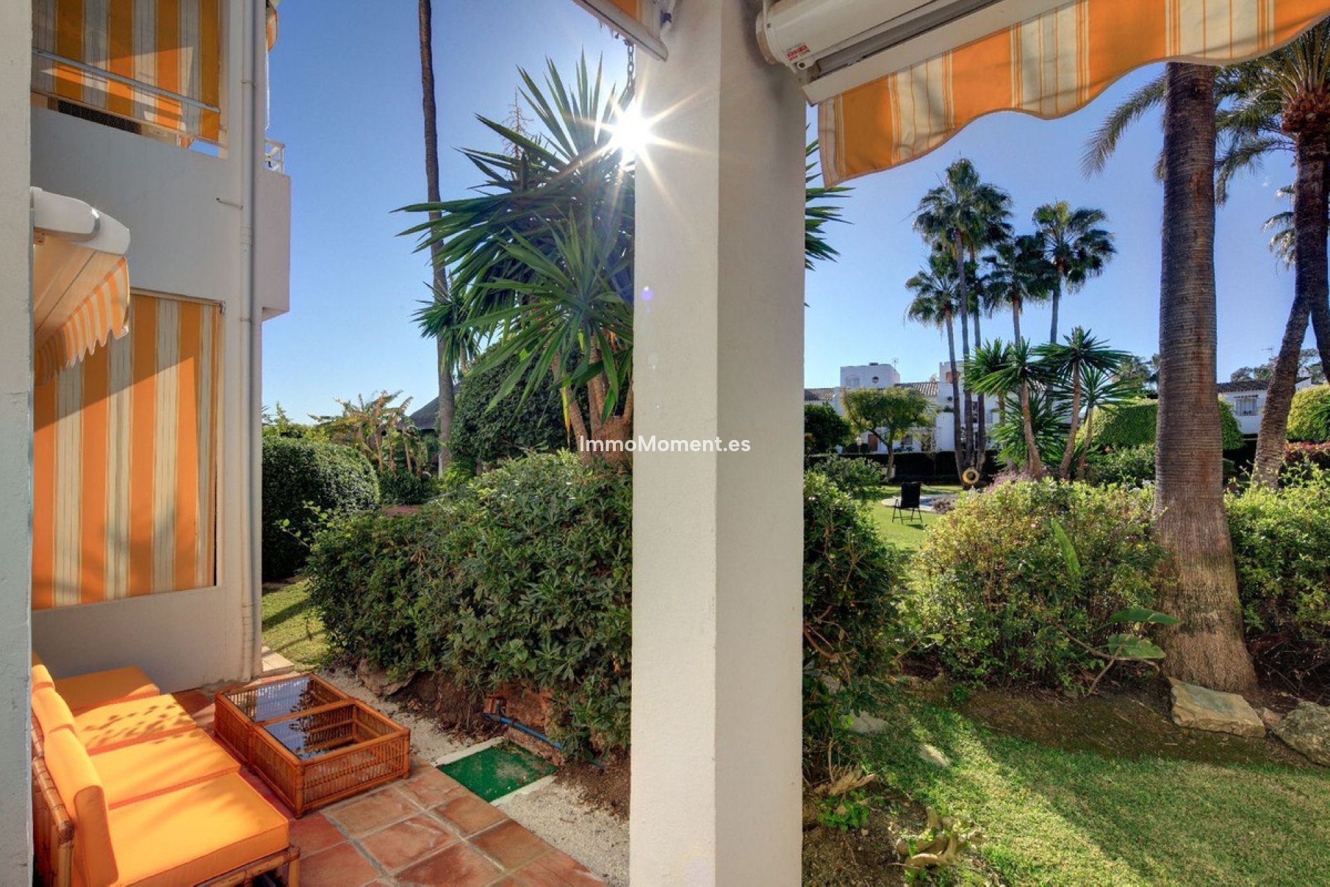 Resale - Apartment - Estepona - Atalaya