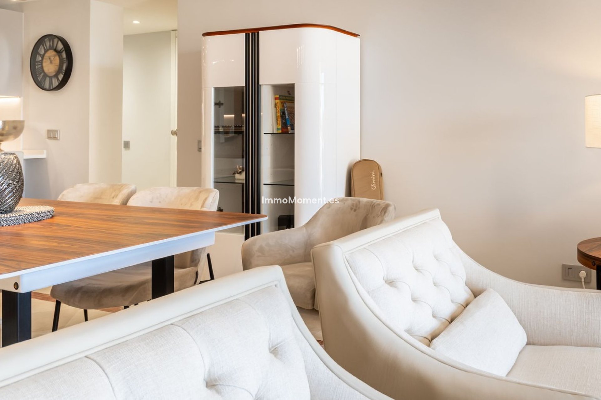 Resale - Apartment - Estepona - Atalaya