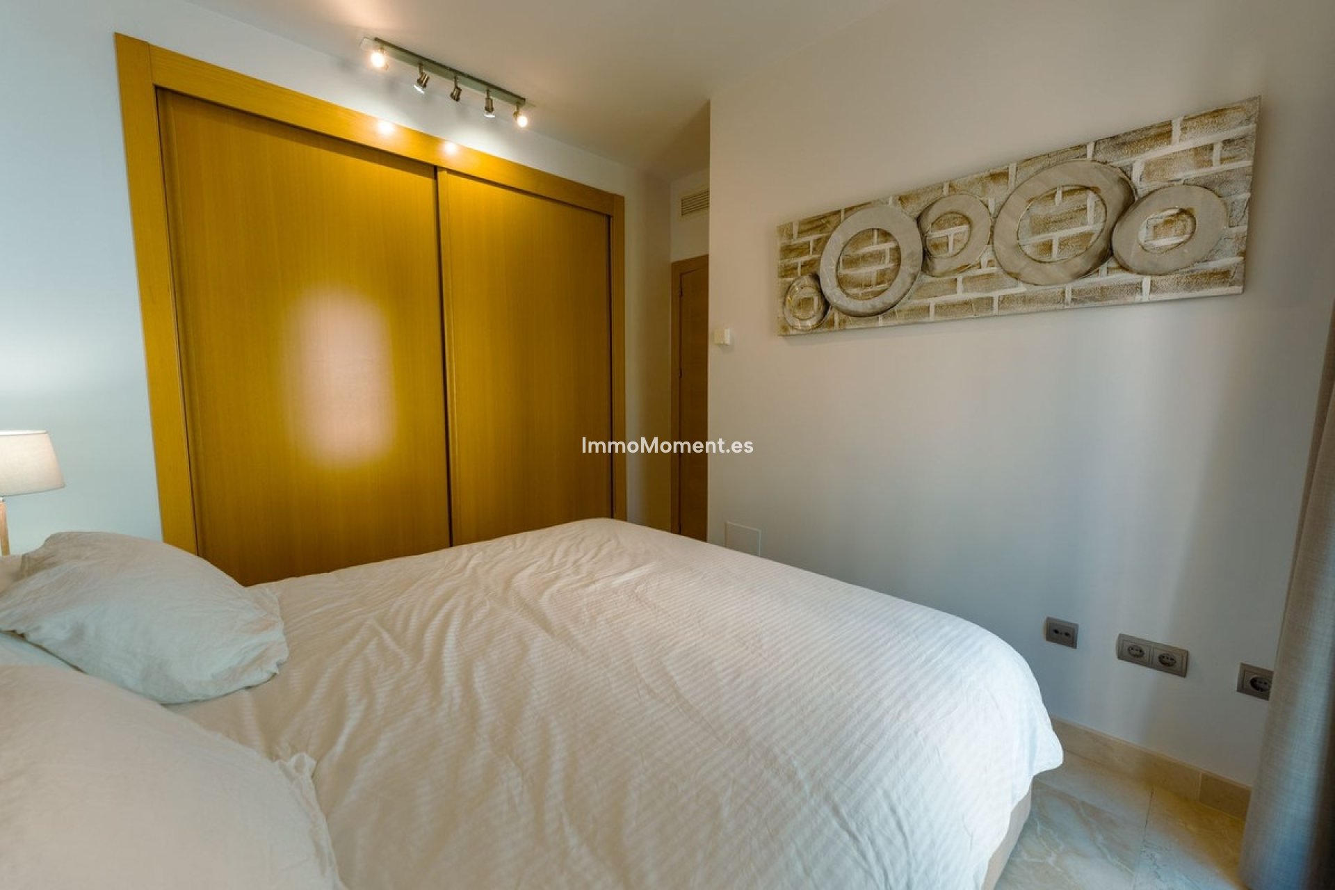 Resale - Apartment - Estepona - Atalaya