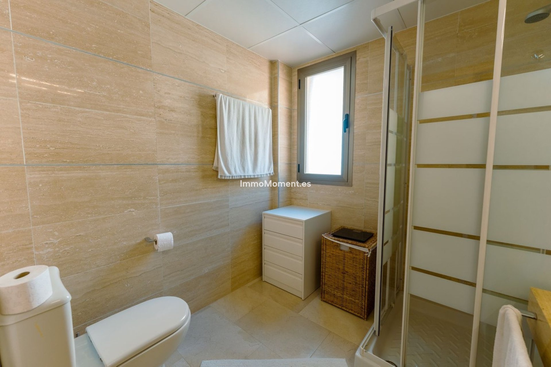 Resale - Apartment - Estepona - Atalaya