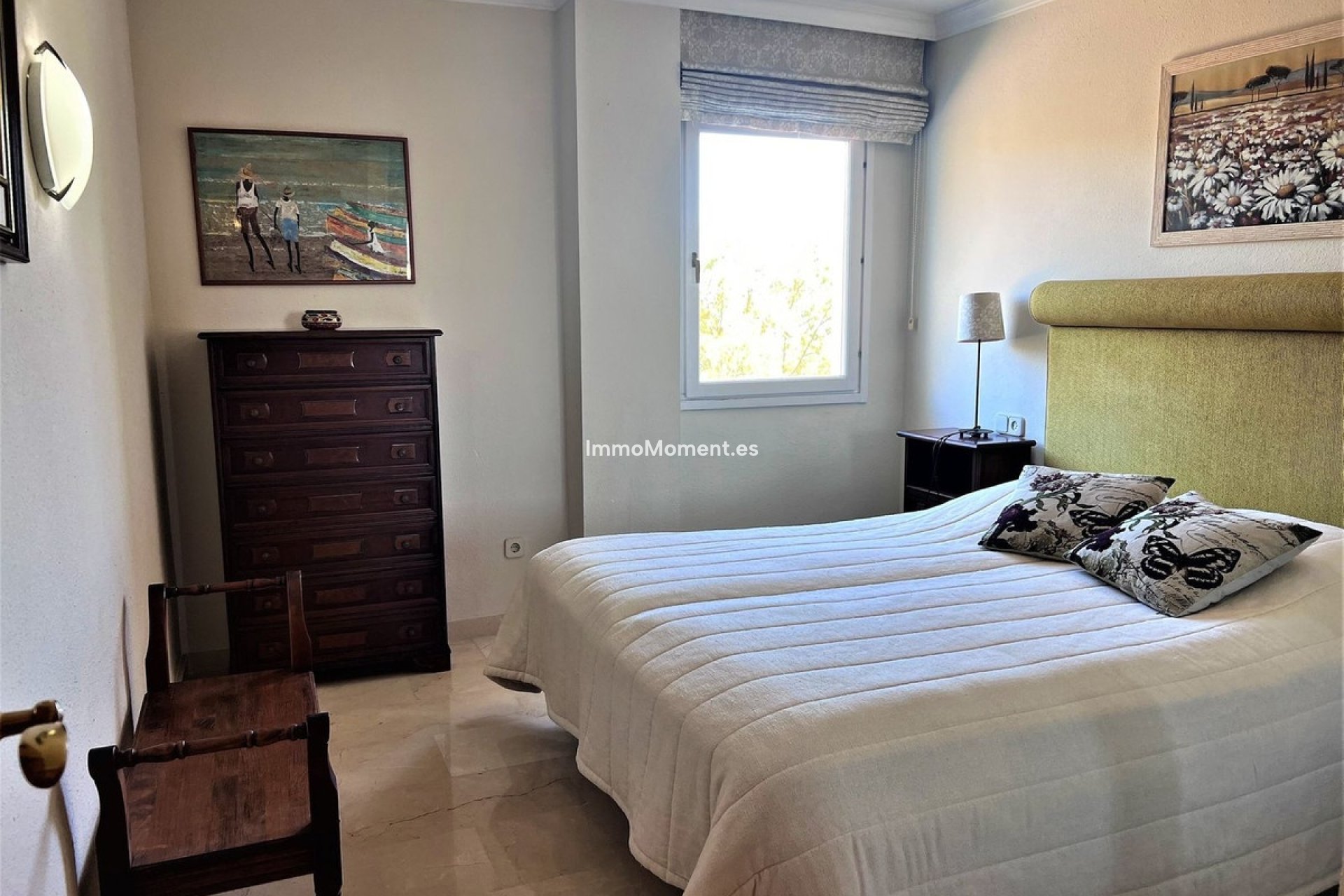 Resale - Apartment - Estepona - Atalaya