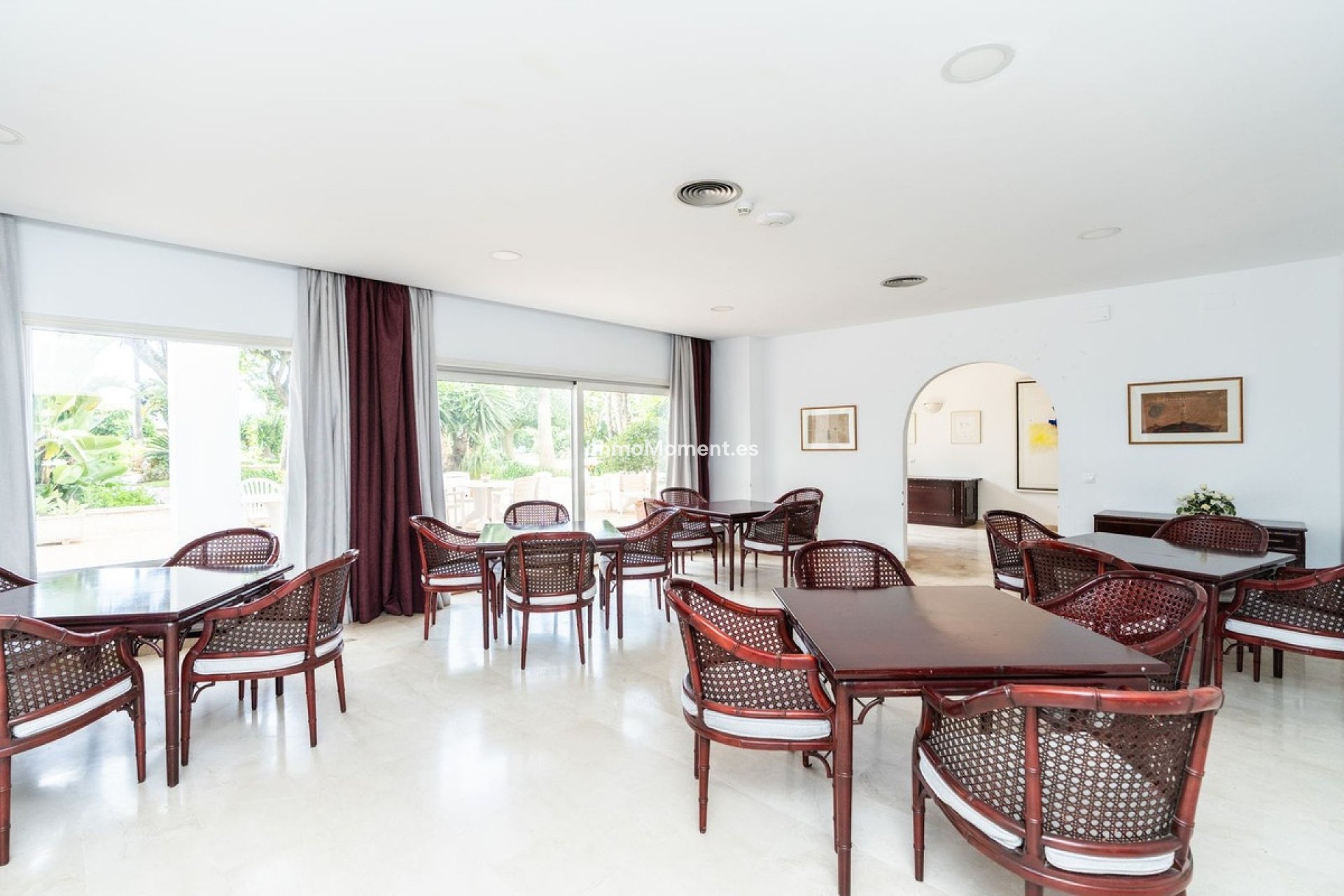 Resale - Apartment - Estepona - Atalaya