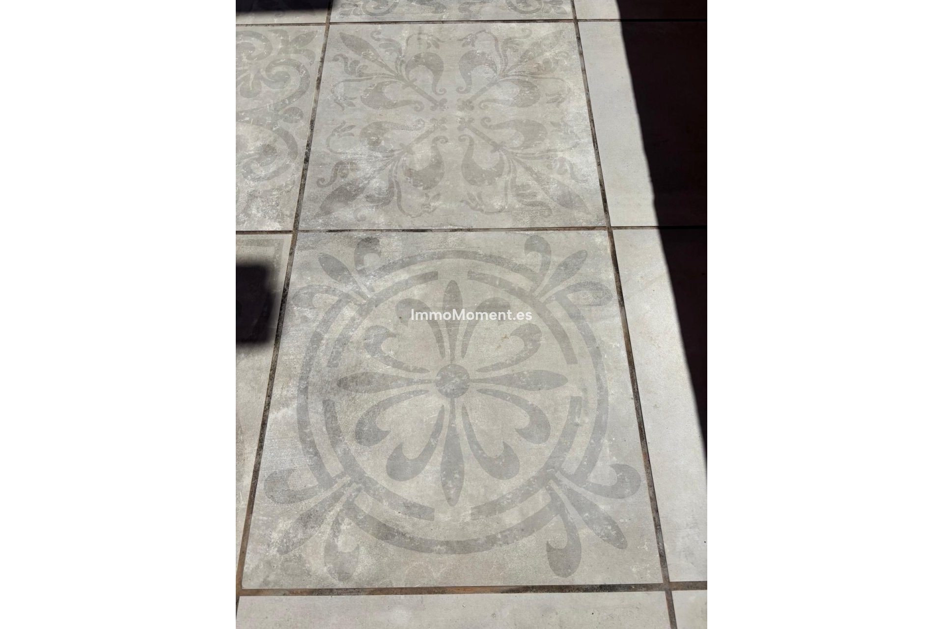 Resale - Apartment - Estepona - Atalaya