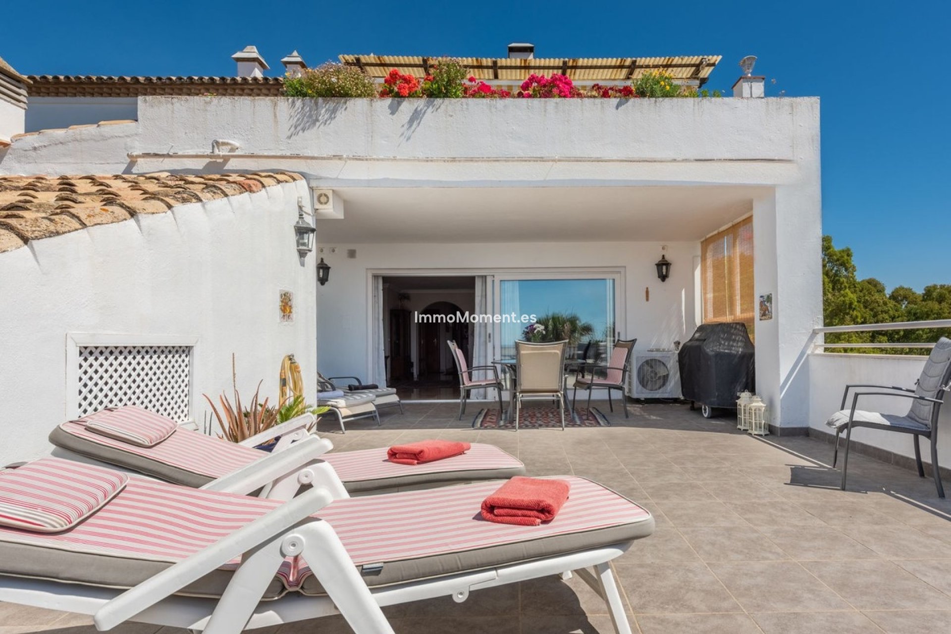 Resale - Apartment - Estepona - Atalaya