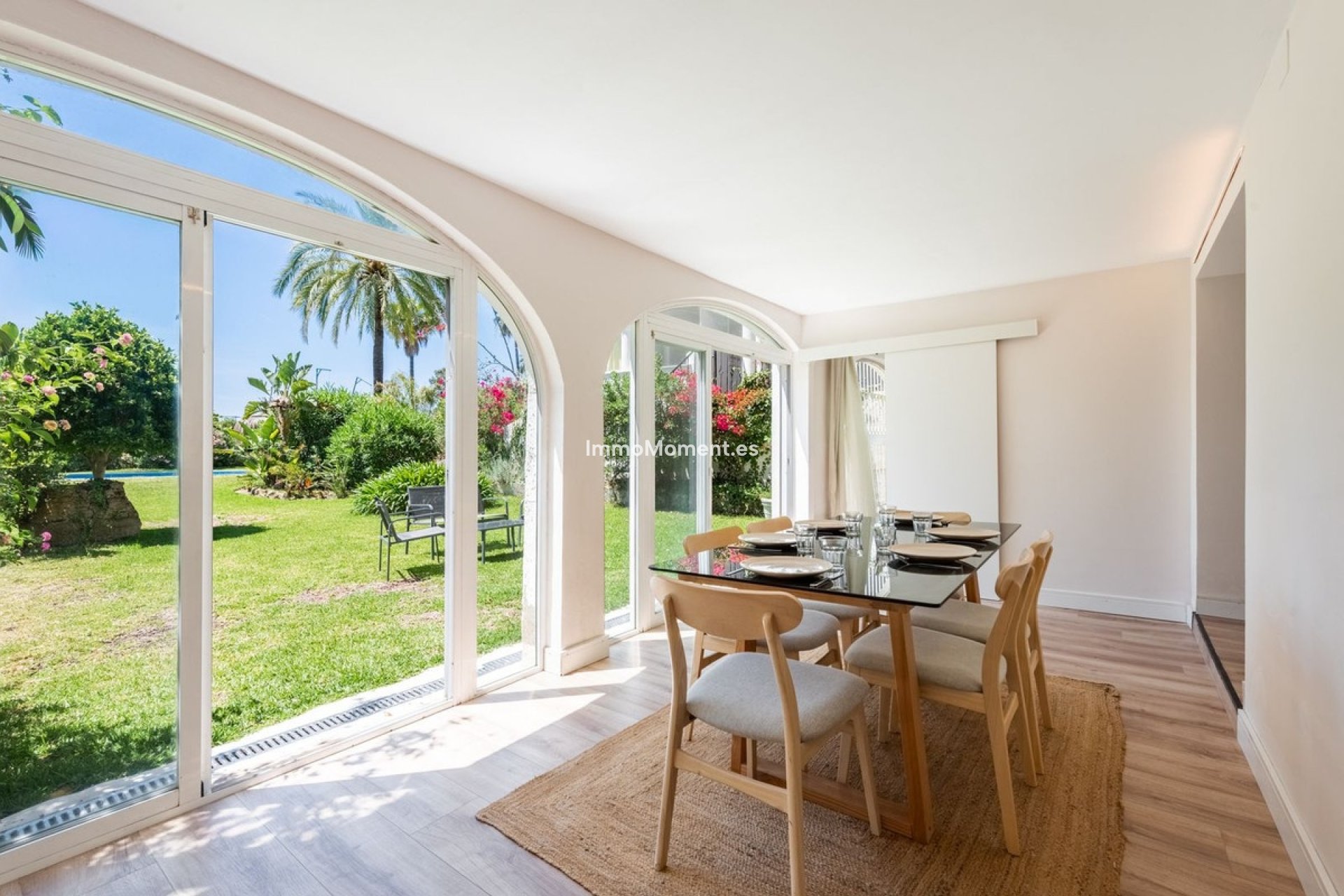 Resale - Apartment - Estepona - Atalaya