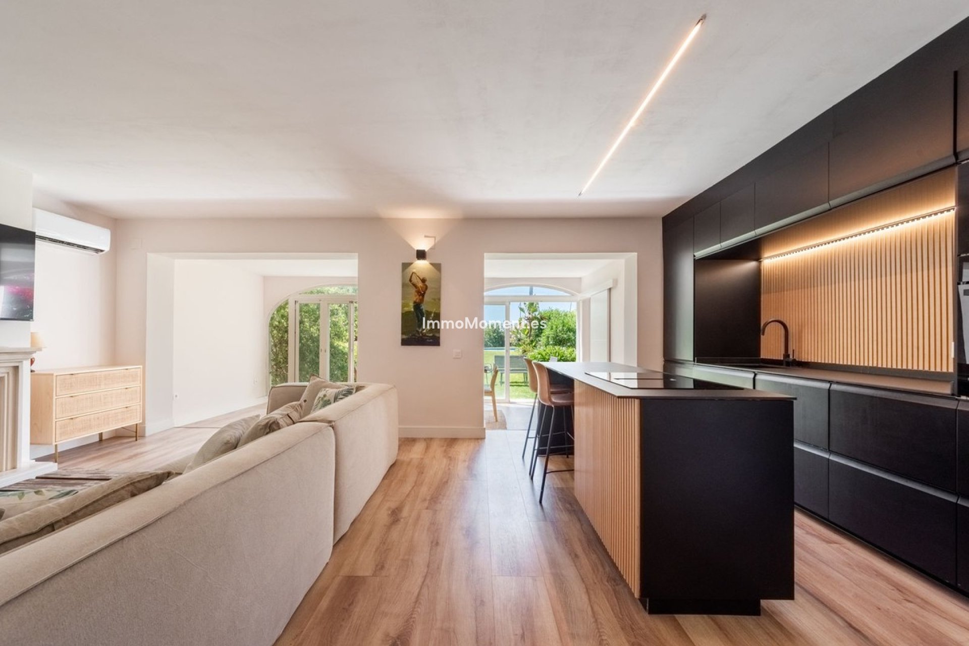 Resale - Apartment - Estepona - Atalaya