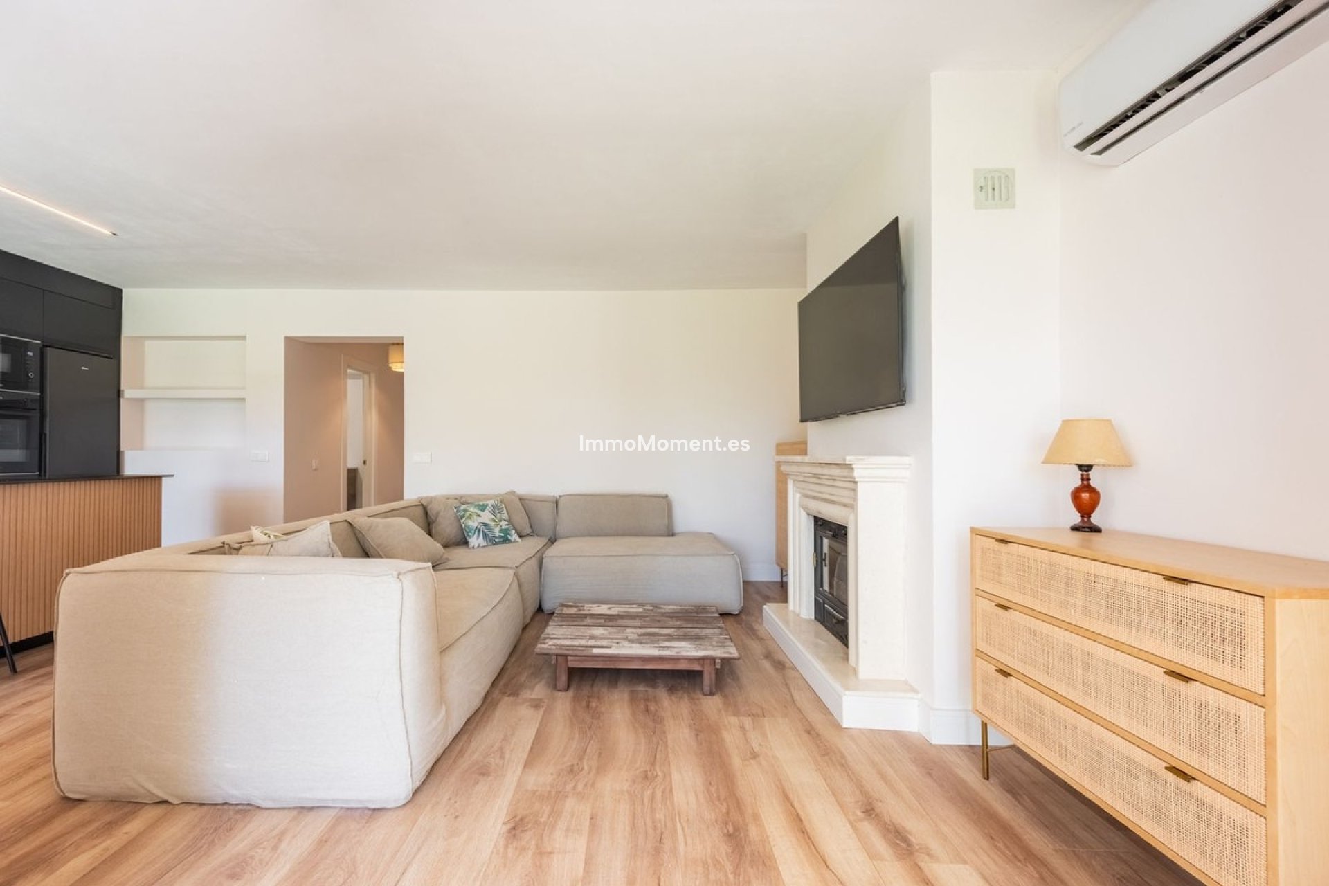 Resale - Apartment - Estepona - Atalaya