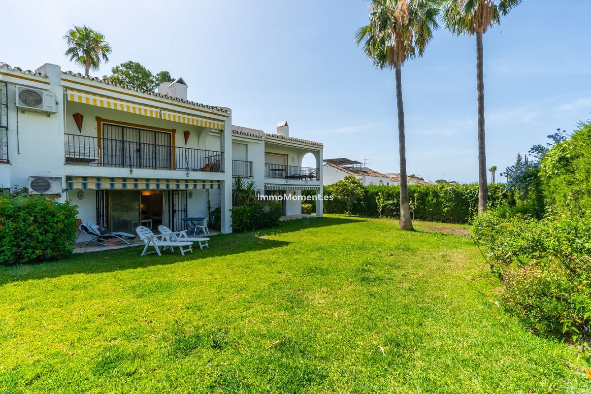 Resale - Apartment - Estepona - Atalaya
