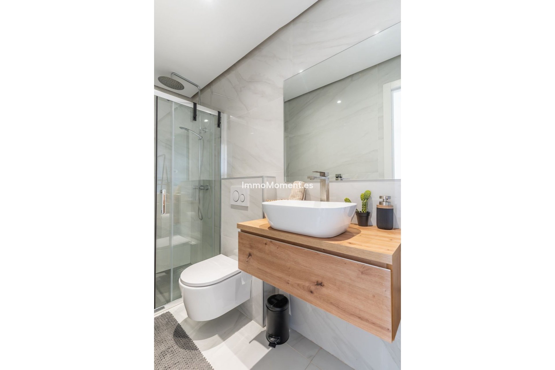 Resale - Apartment - Estepona - Atalaya