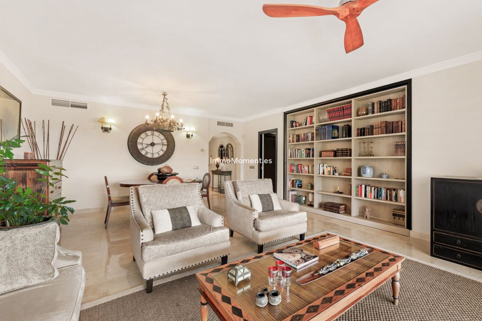 Resale - Apartment - Estepona - Atalaya