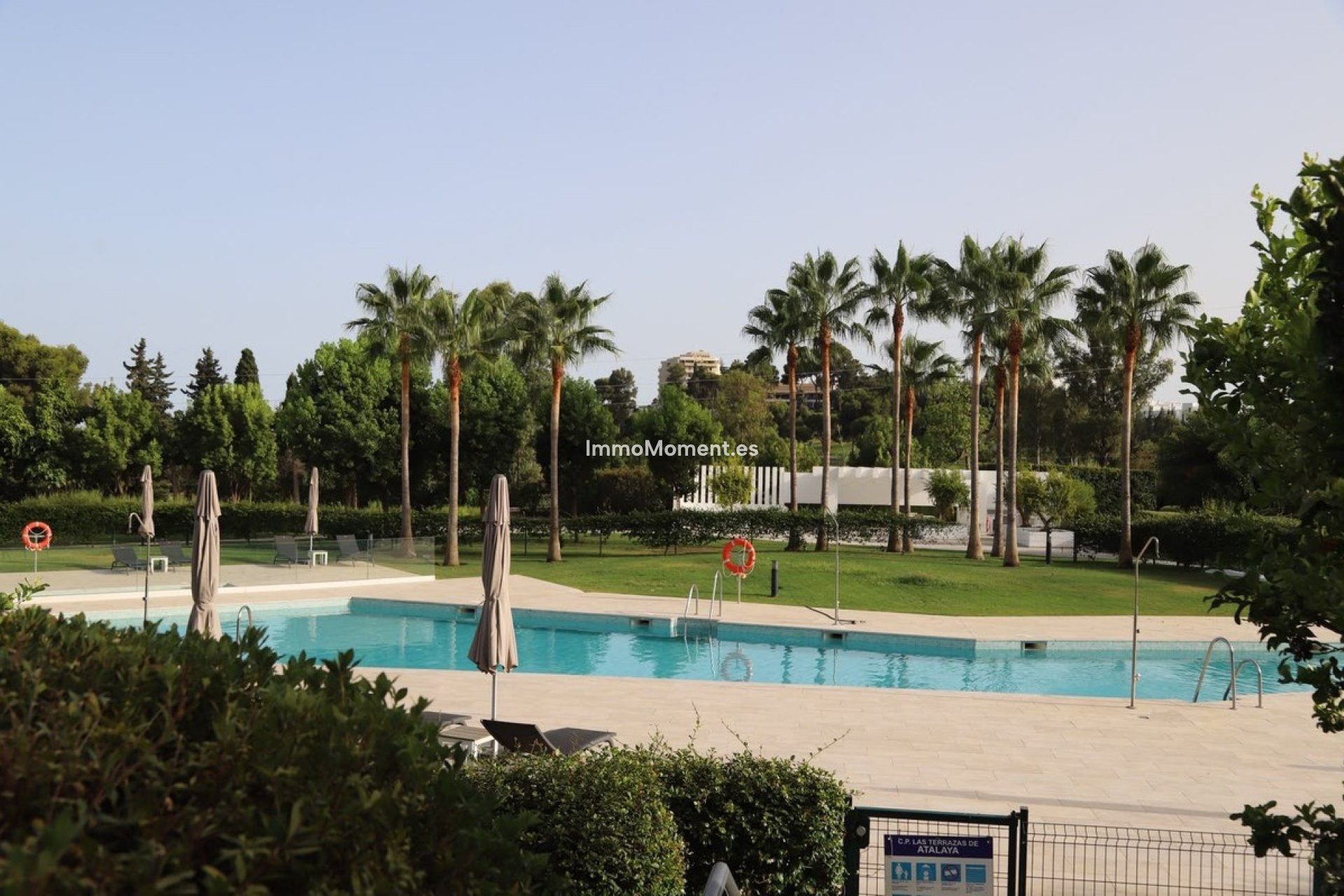 Resale - Apartment - Estepona - Atalaya