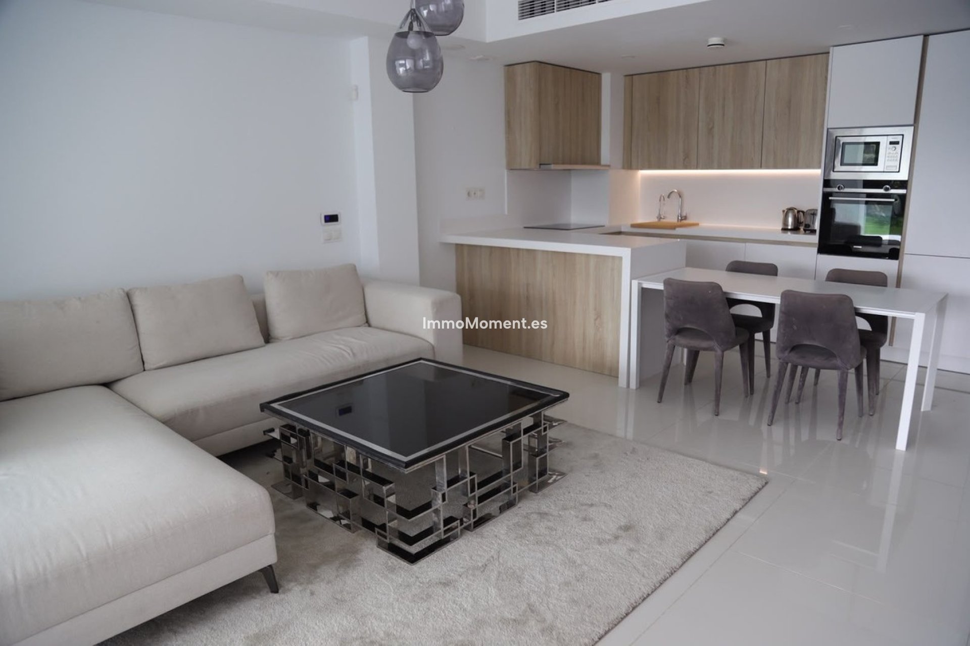 Resale - Apartment - Estepona - Atalaya
