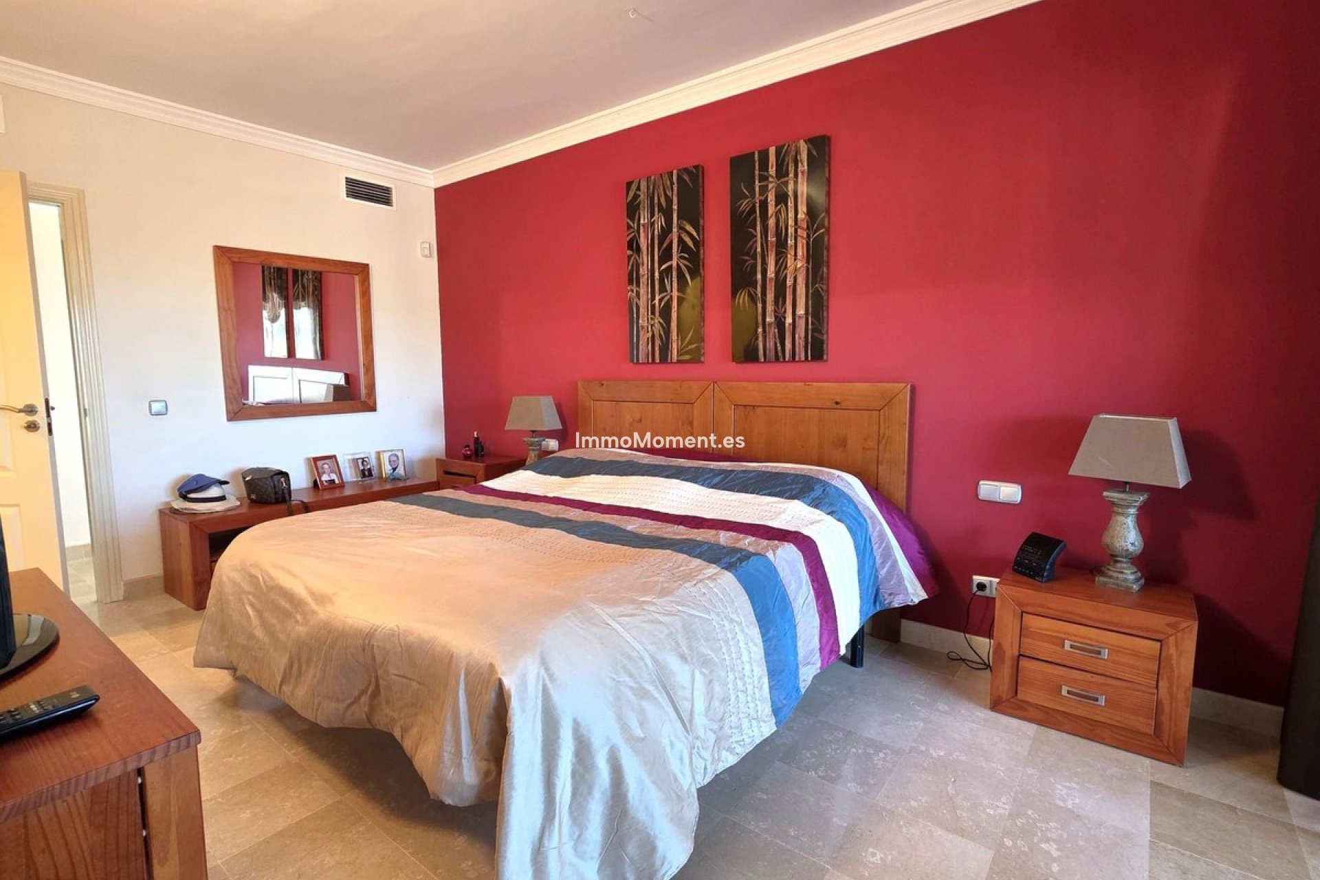 Resale - Apartment - Estepona - Atalaya