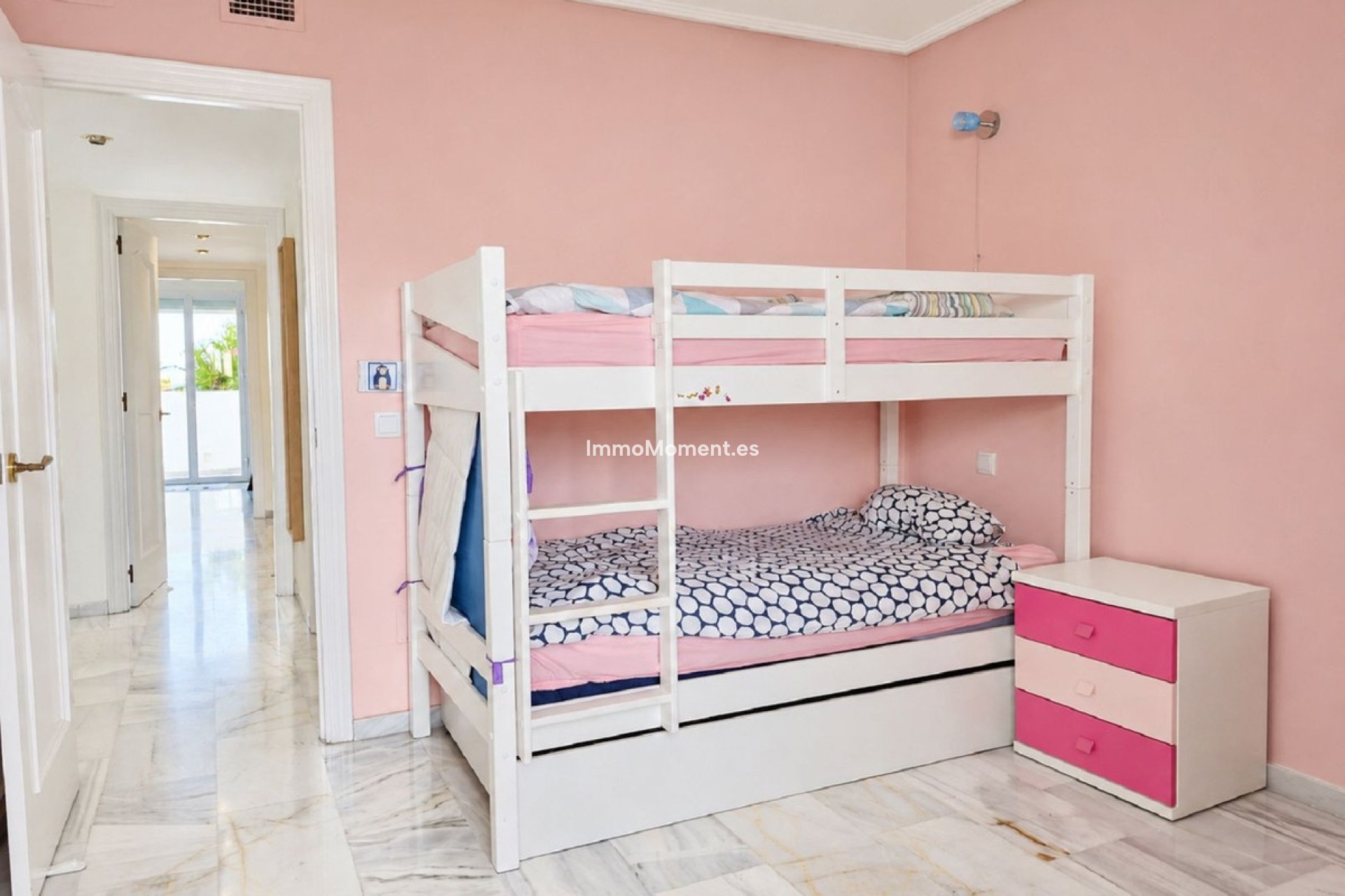 Resale - Apartment - Estepona - Bel Air