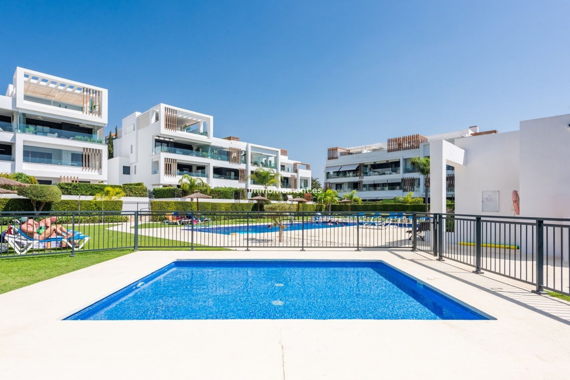 Resale - Apartment - Estepona - Bel Air