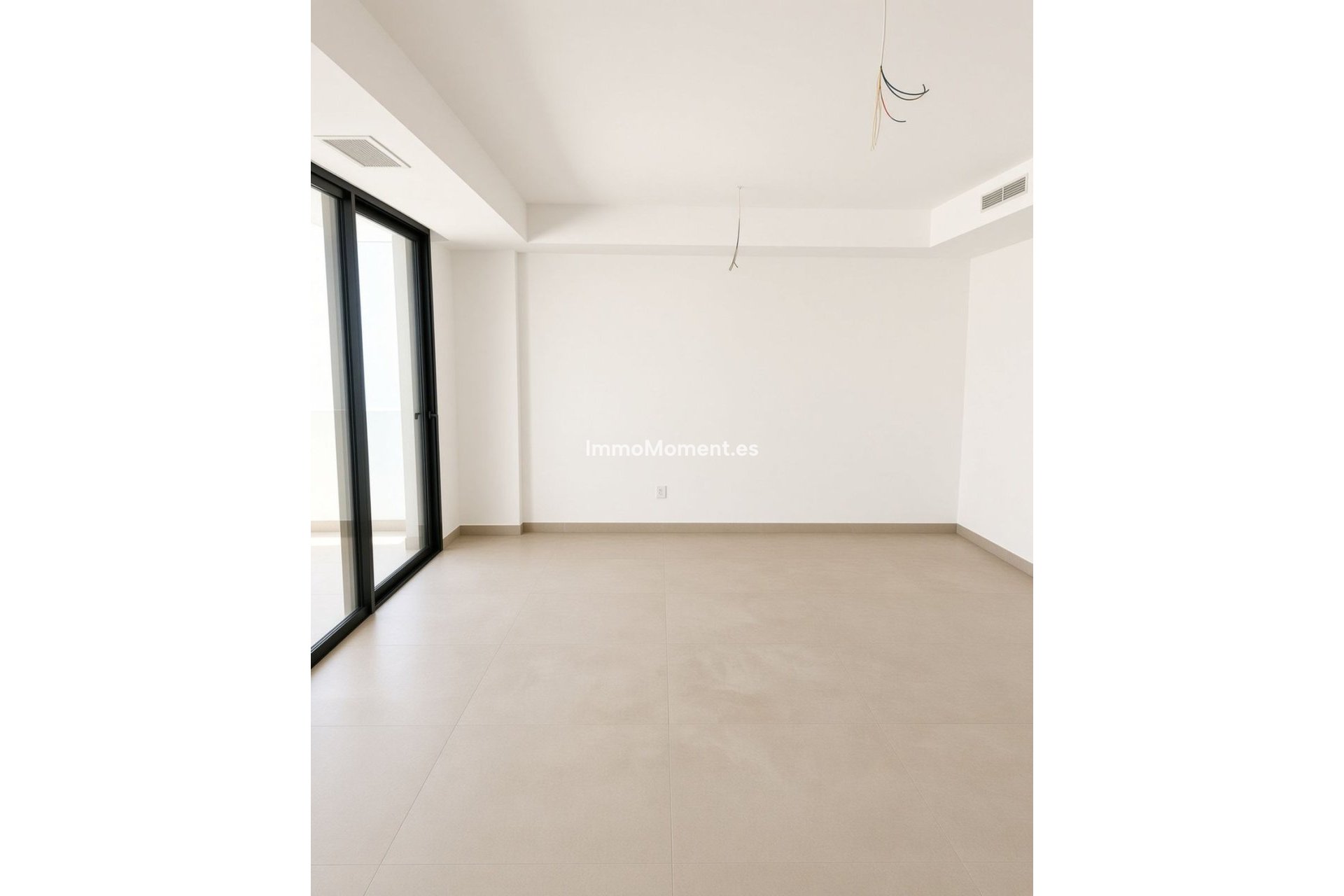 Resale - Apartment - Estepona - Bel Air