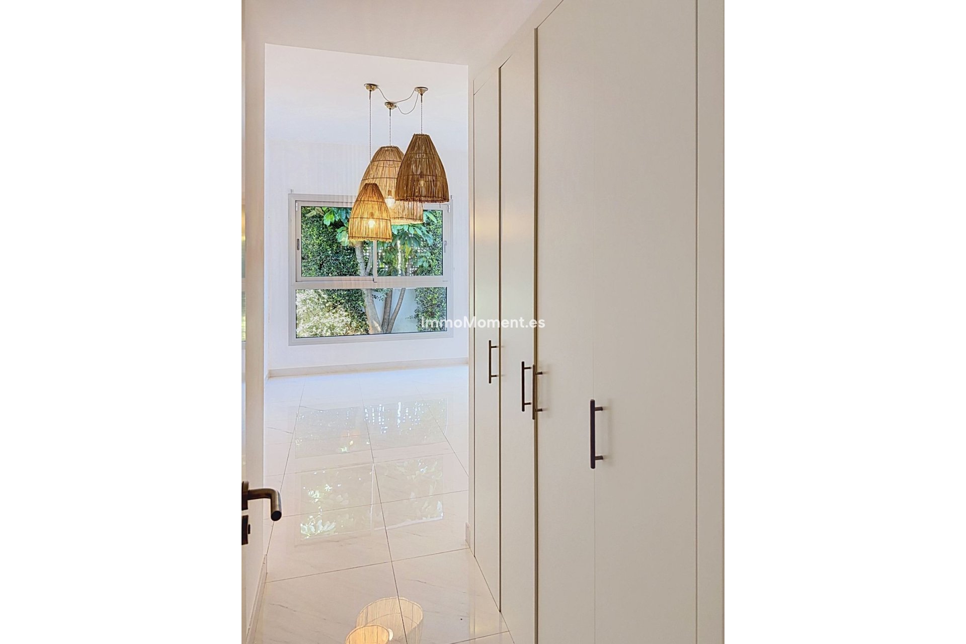 Resale - Apartment - Estepona - Bel Air