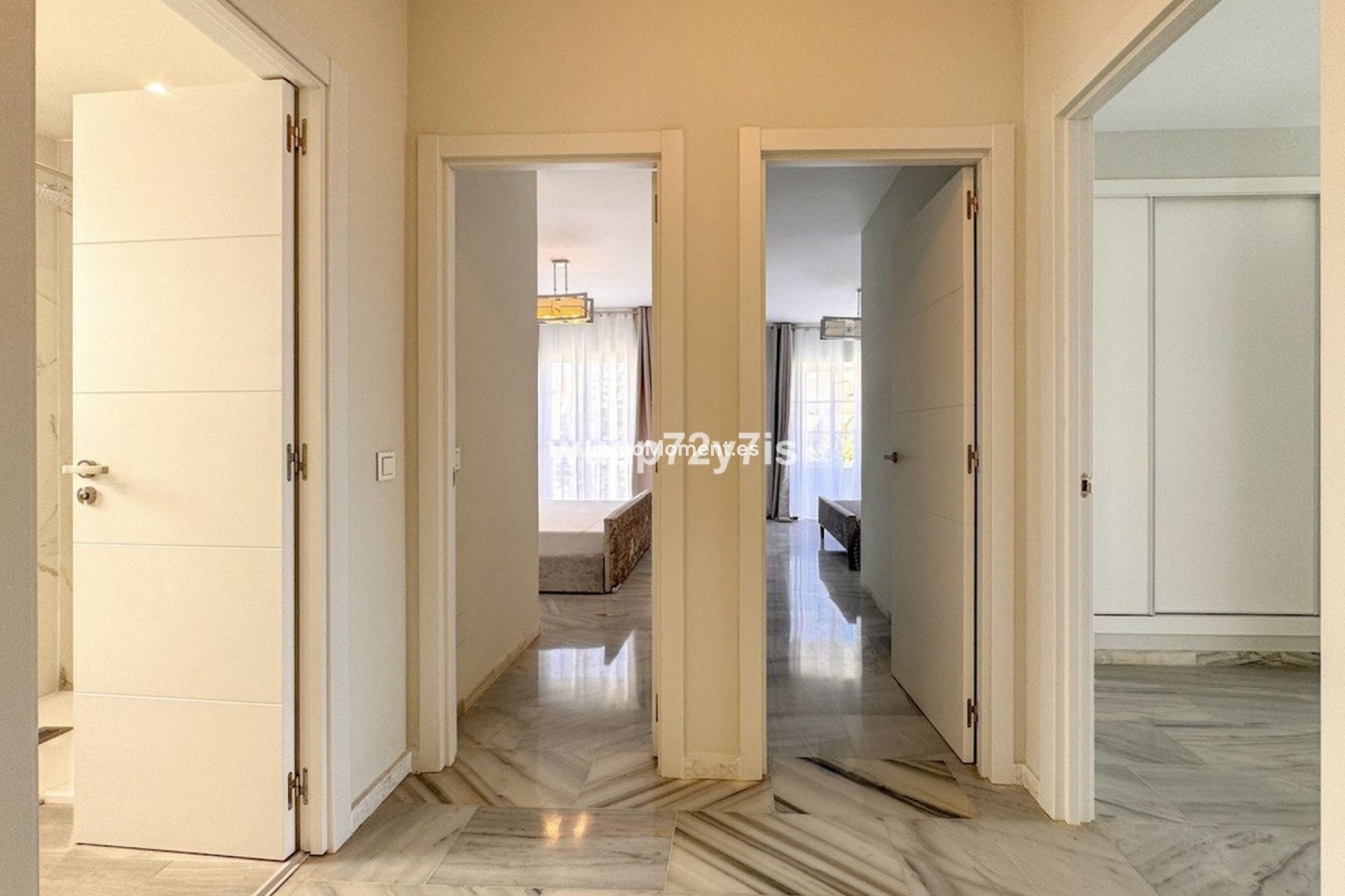 Resale - Apartment - Estepona - Bel Air