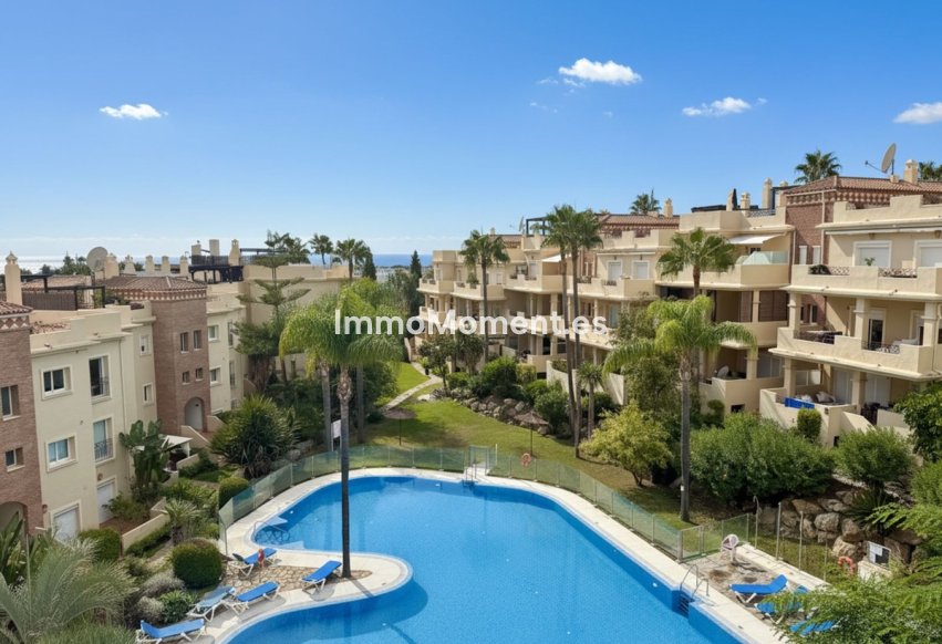 Resale - Apartment - Estepona - Bel Air