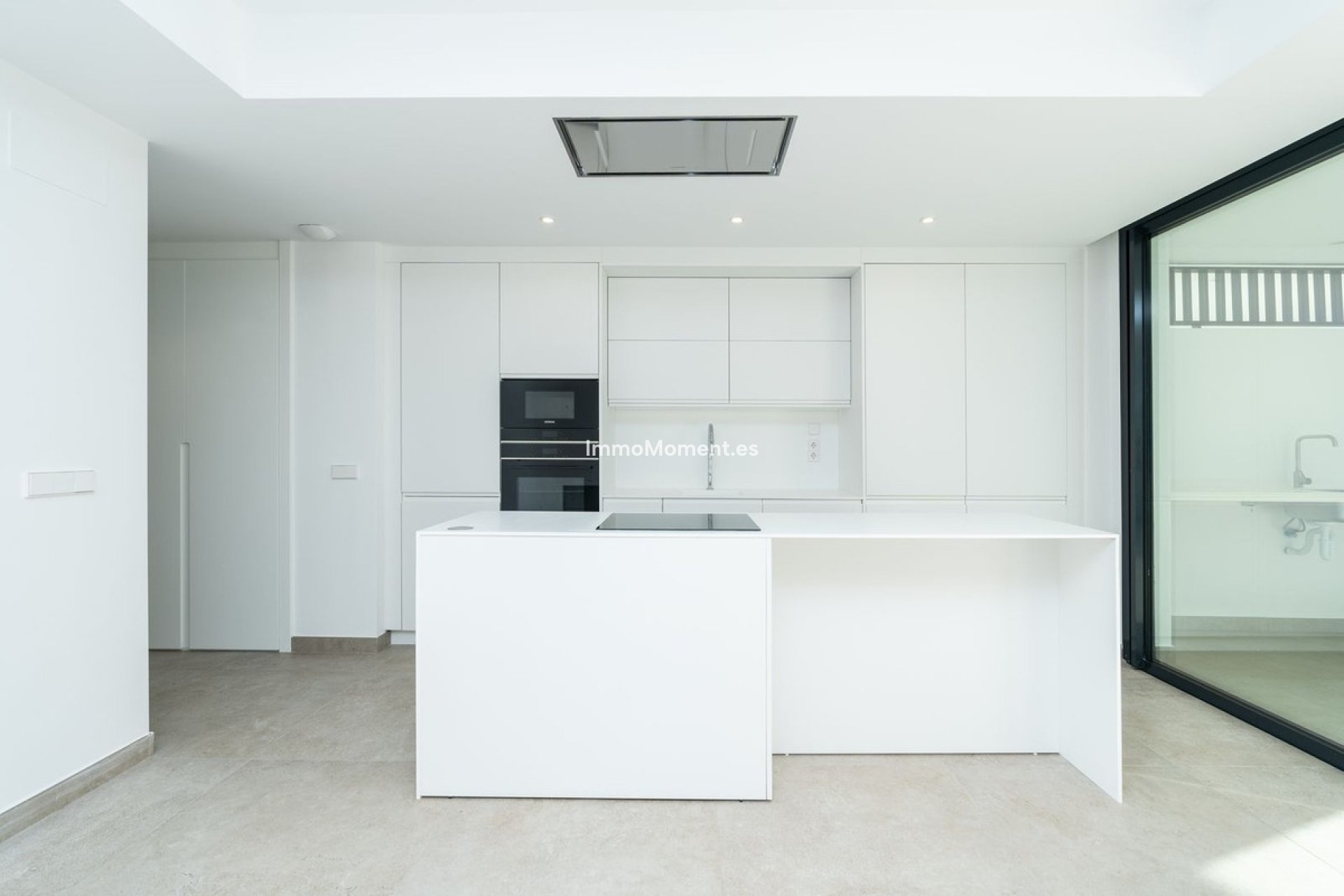 Resale - Apartment - Estepona - Bel Air