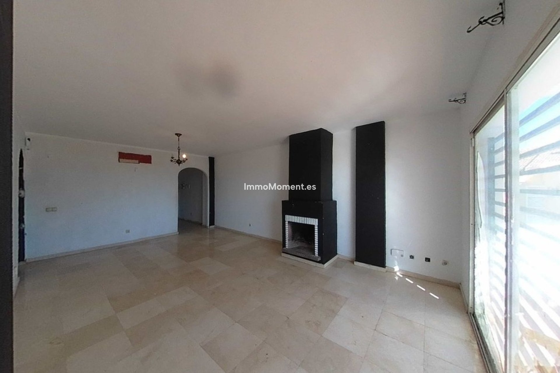 Resale - Apartment - Estepona - Bel Air