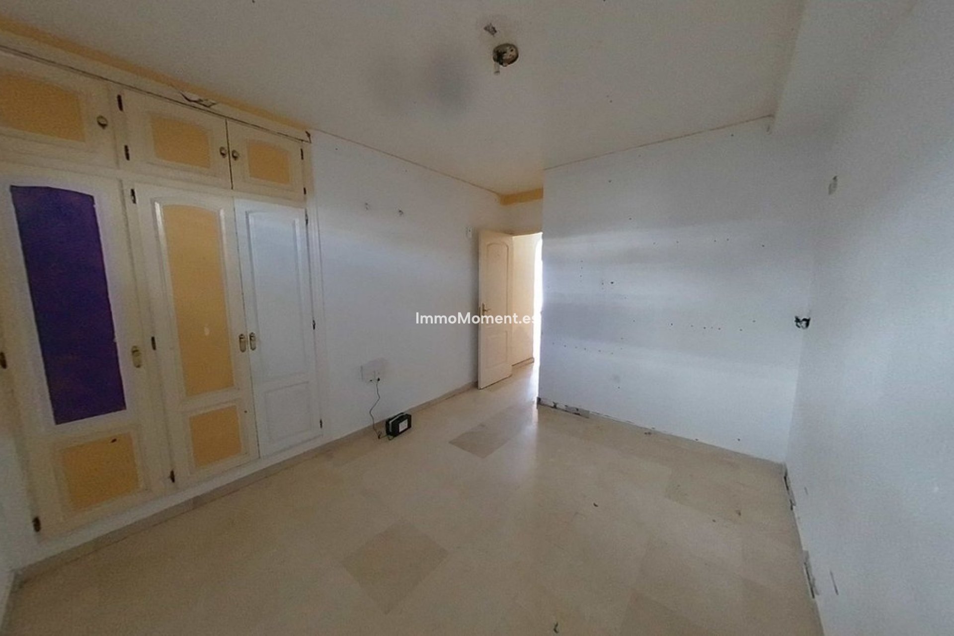 Resale - Apartment - Estepona - Bel Air