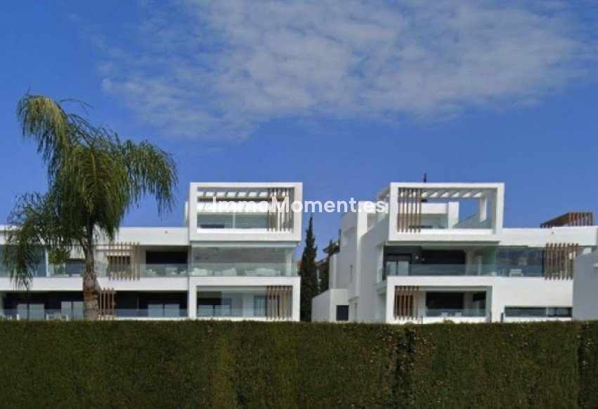 Resale - Apartment - Estepona - Bel Air