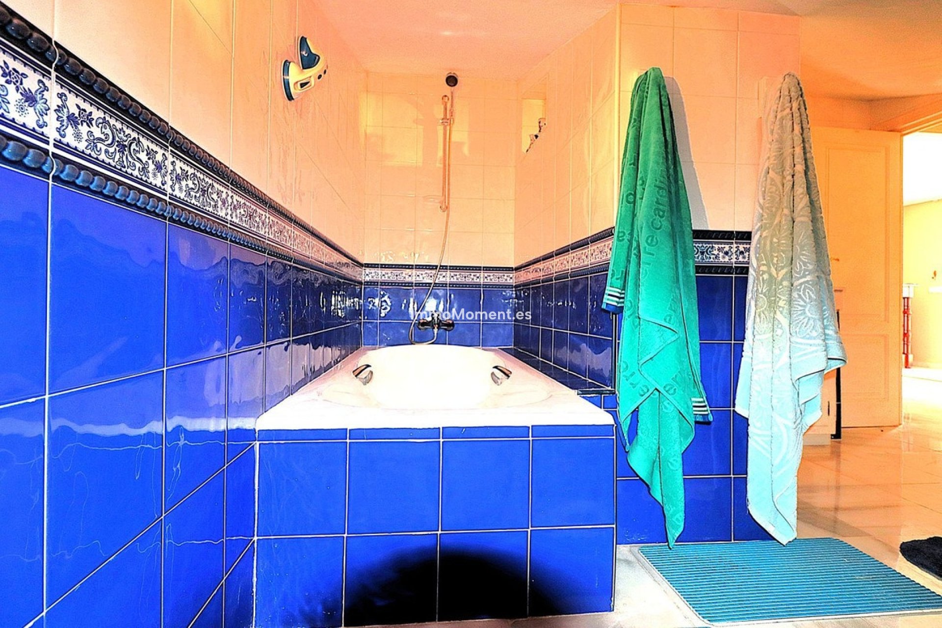 Resale - Apartment - Estepona - Bel Air