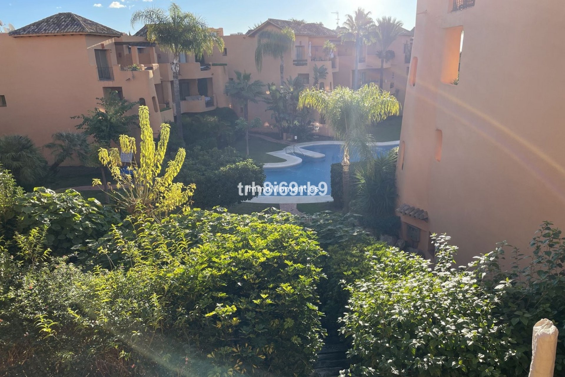 Resale - Apartment - Estepona - Bel Air