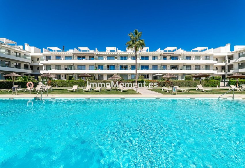 Resale - Apartment - Estepona - Bel Air