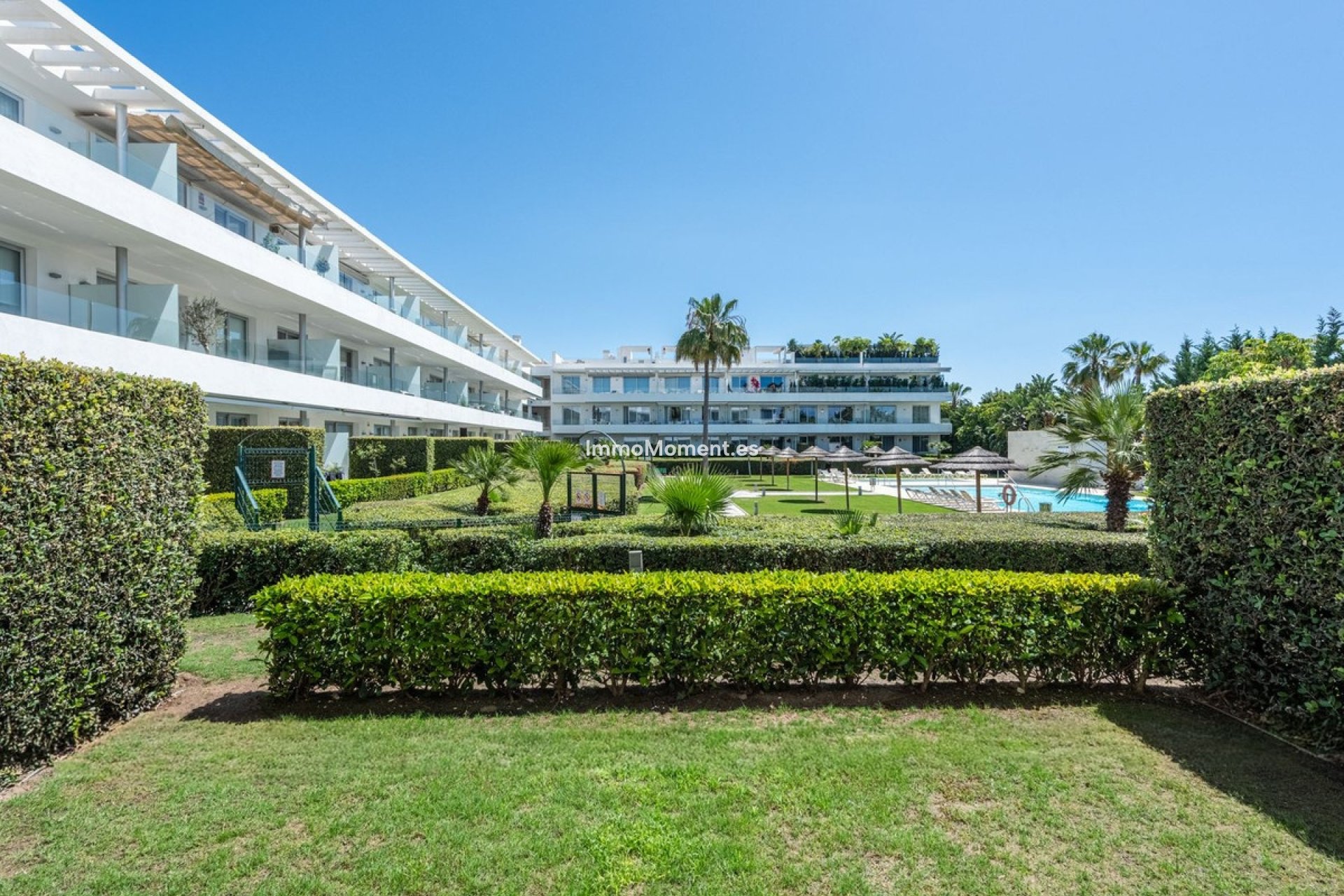 Resale - Apartment - Estepona - Bel Air