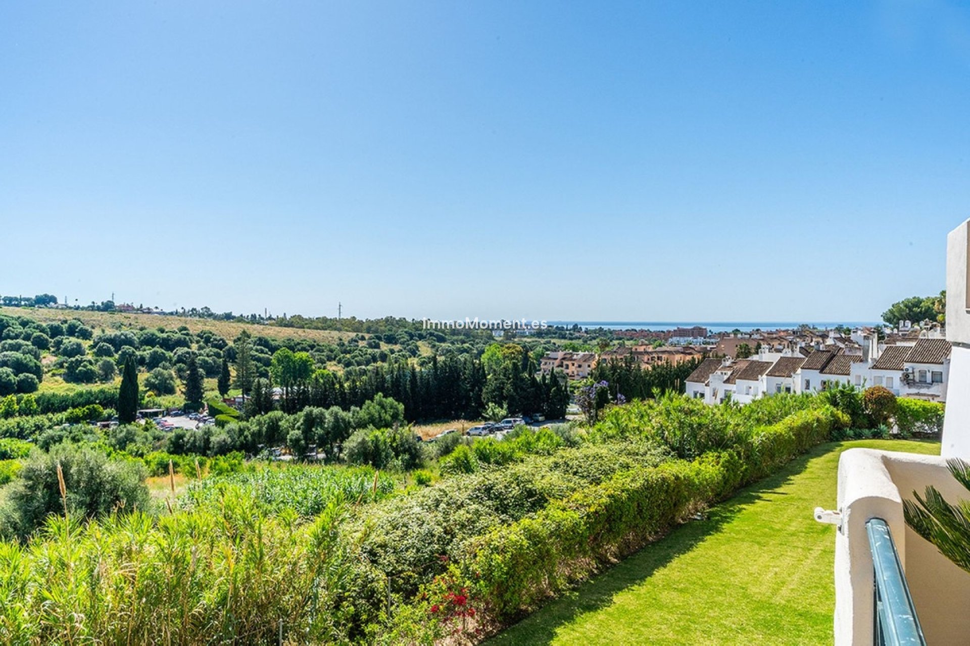 Resale - Apartment - Estepona - Bel Air