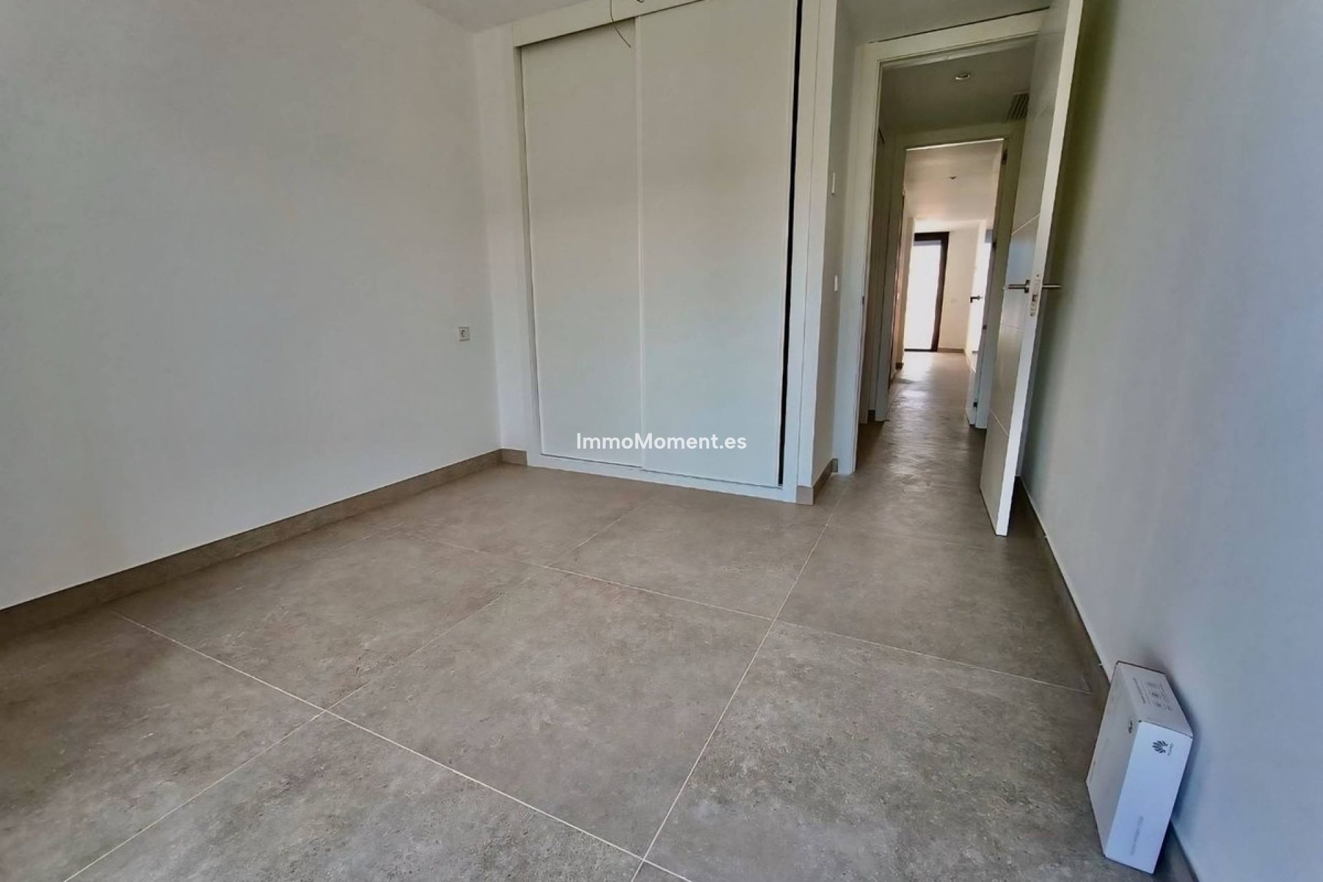 Resale - Apartment - Estepona - Bel Air