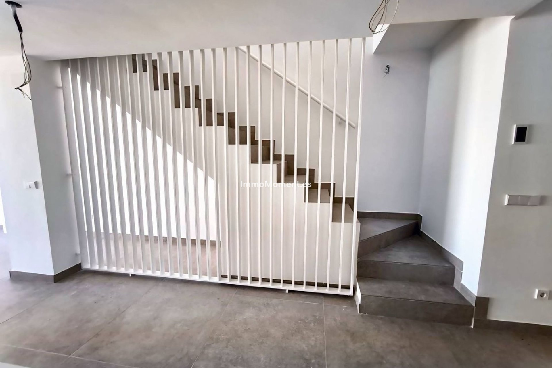 Resale - Apartment - Estepona - Bel Air
