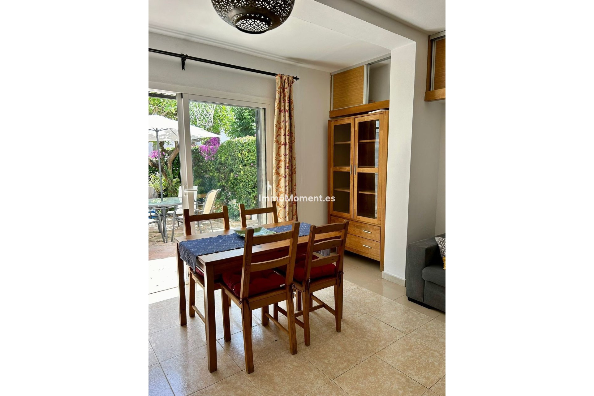 Resale - Apartment - Estepona - Benamara