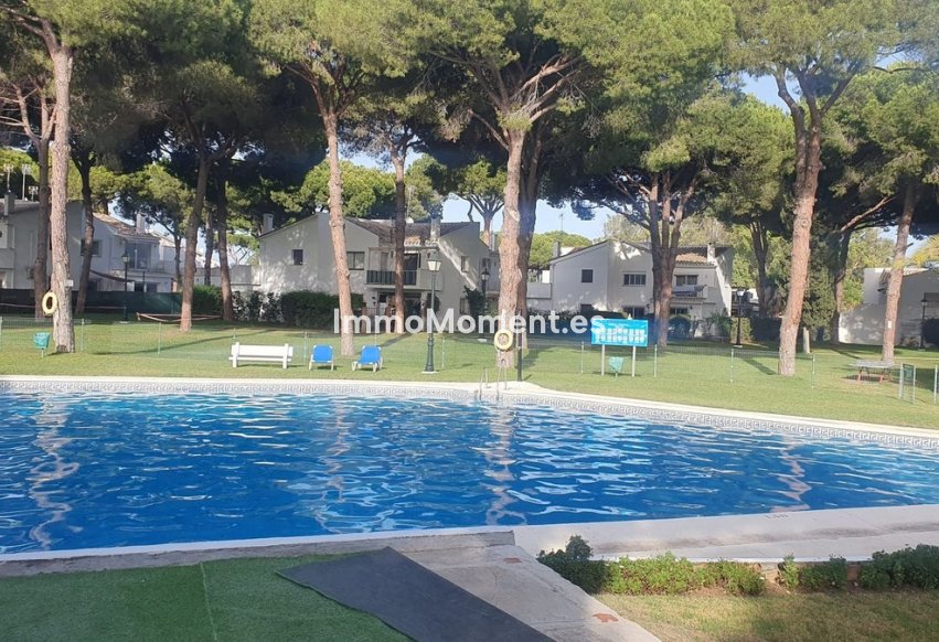 Resale - Apartment - Estepona - Benamara