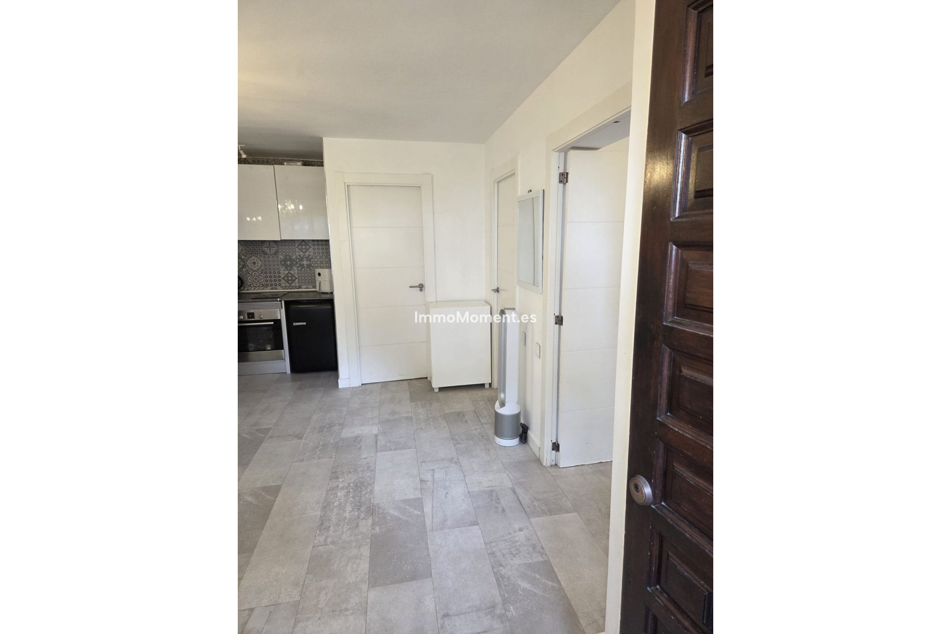 Resale - Apartment - Estepona - Benamara