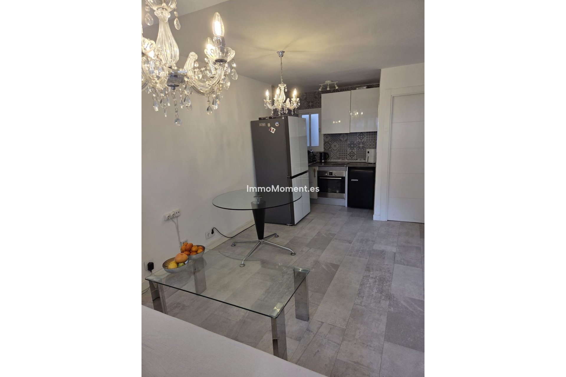Resale - Apartment - Estepona - Benamara