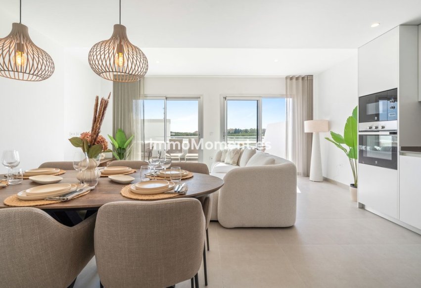 Resale - Apartment - Estepona - Cancelada